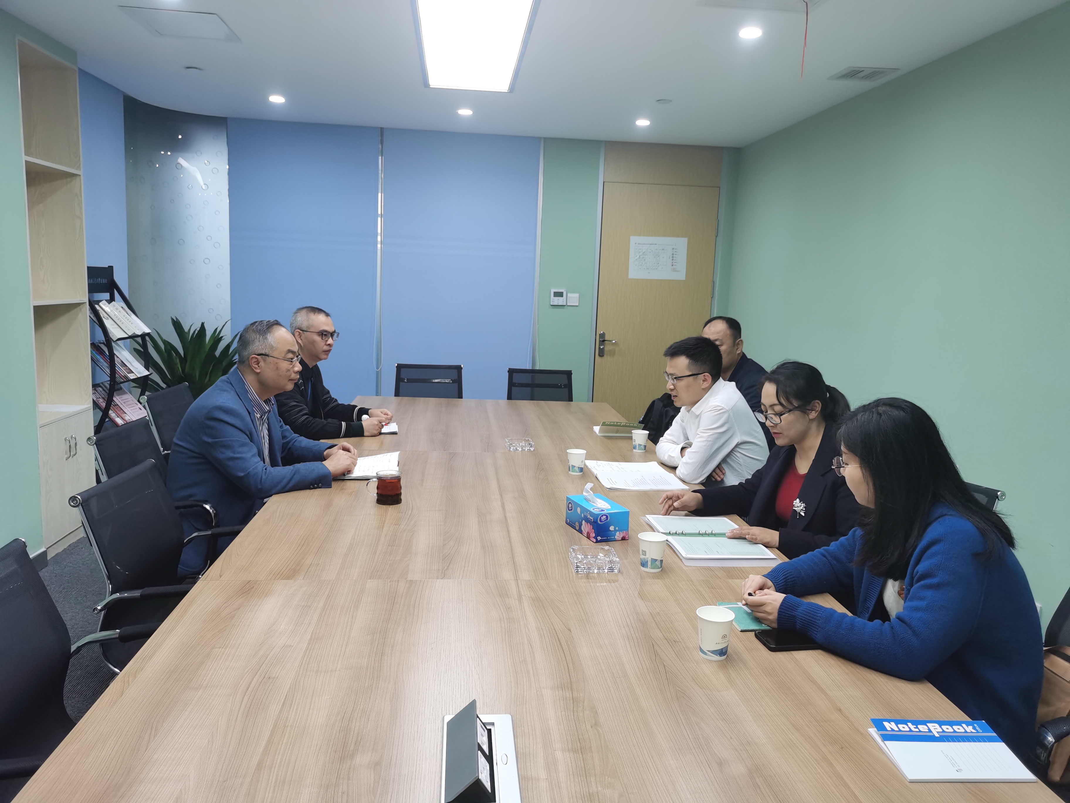 1605582379542041766.jpg 3.调研团队在王长武副院长带领下来到西南交通大学出版社.jpg
